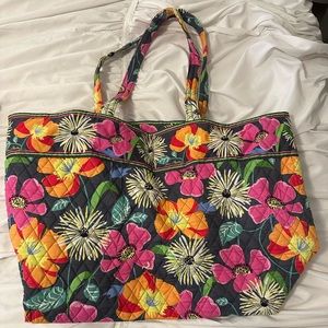 Retired pattern tote bag